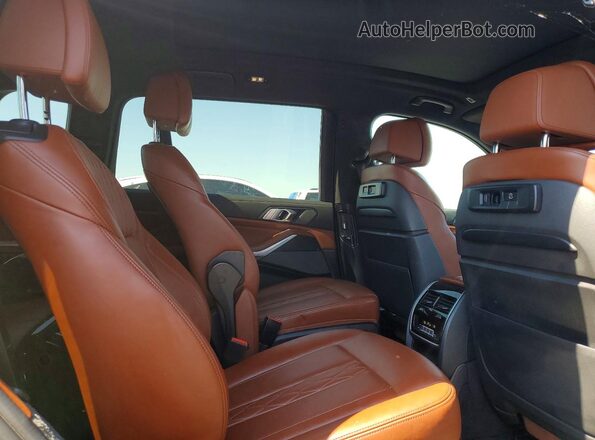 5UXCW2C04M9F58911 2021 BMW X7 Black Vista de los asientos traseros