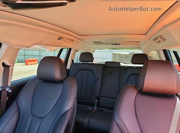 5UXCW2C04N9J48995 2022 BMW X7 Black Вид задніх сидінь