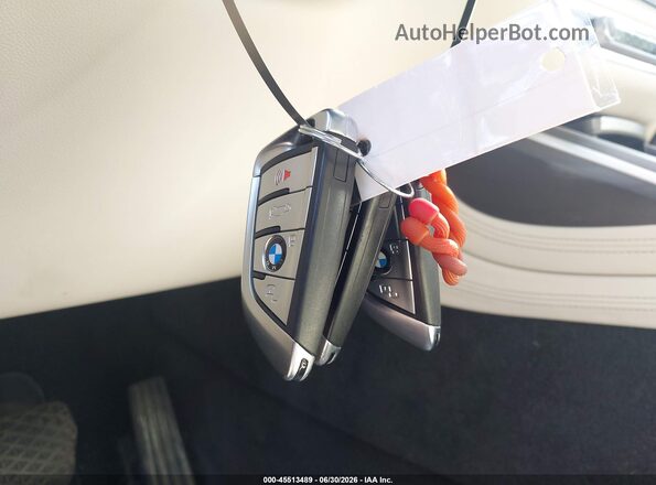 5UXCW2C05L9A01858 2020 BMW X7 Blue Vista del salpicadero