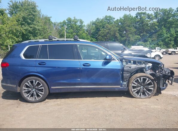 5UXCW2C05L9A01858 2020 BMW X7 Blue Vista interior trasera