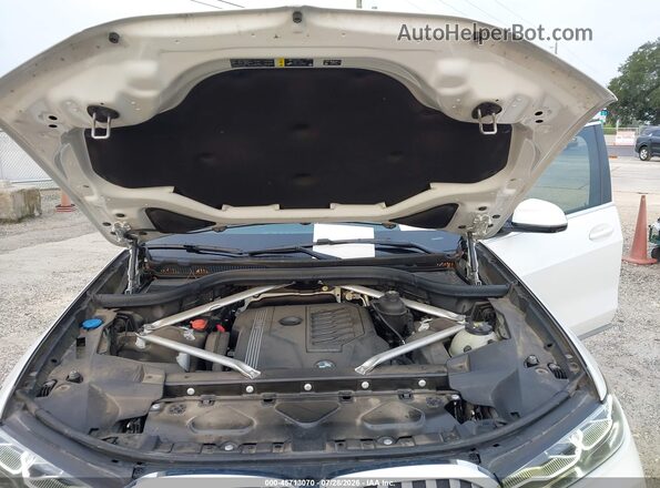5UXCW2C06L9B69458 2020 BMW X7 White Вид ззаду
