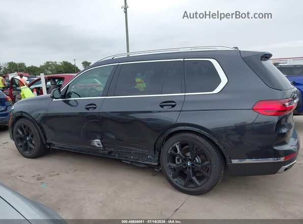 5UXCW2C07L9C31501 2020 BMW X7 Gray 360 interior view