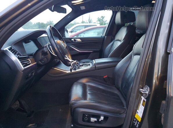 5UXCW2C09L9B05317 2020 BMW X7 Tan წინა სალონის ხედი