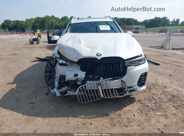 5UXCW2C09M9E40756 2021 BMW X7 White Widok z przodu