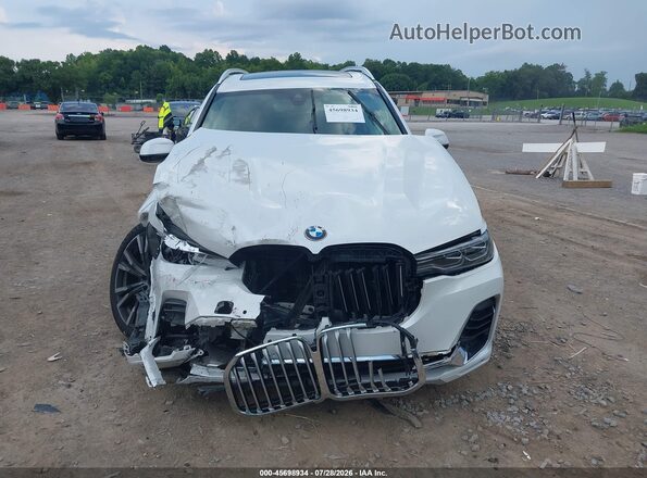 5UXCW2C09M9E40756 2021 BMW X7 White Widok deski rozdzielczej