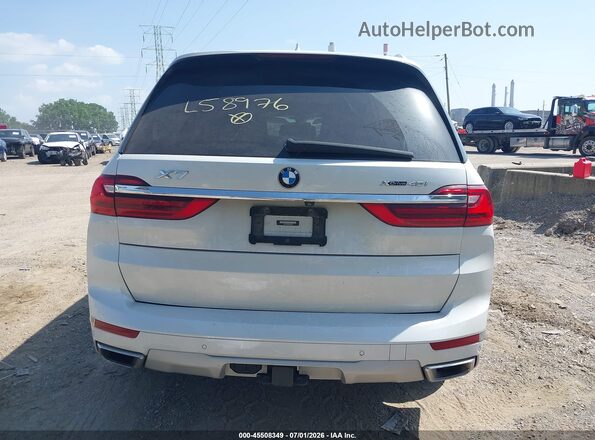 5UXCW2C09N9L58976 2022 BMW X7 Белый 