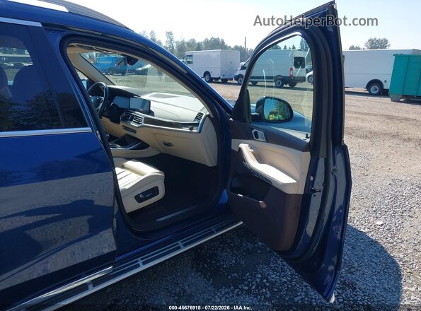 5UXCW2C52KL083641 2019 BMW X7 Dark Blue Front interior view