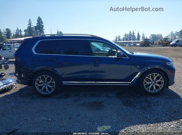 5UXCW2C52KL083641 2019 BMW X7 Dark Blue 360 interior view