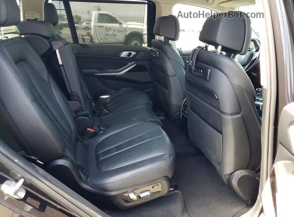 5UXCW2C58KL083840 2019 BMW X7 Charcoal უკანა სალონის ხედი