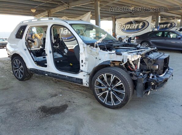 5UXCX4C51KLS38382 2019 BMW X7 White Front right