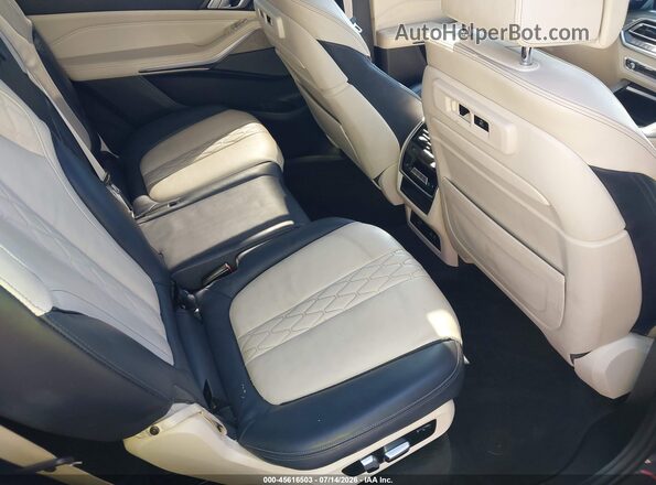 5UXCX4C53KLB39761 2019 BMW X7 Blue Вид наклейки з VIN-кодом