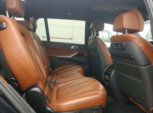 5UXCX4C54KLB39669 2019 BMW X7 Черный Вид задней части салона