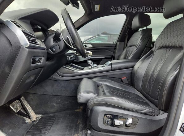 5UXCX4C56KLS36014 2019 BMW X7 Белый Вид салона спереди