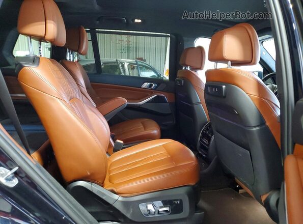 5UXCX6C01N9L67322 2022 BMW X7 Black Սալոնի հետևի տեսք