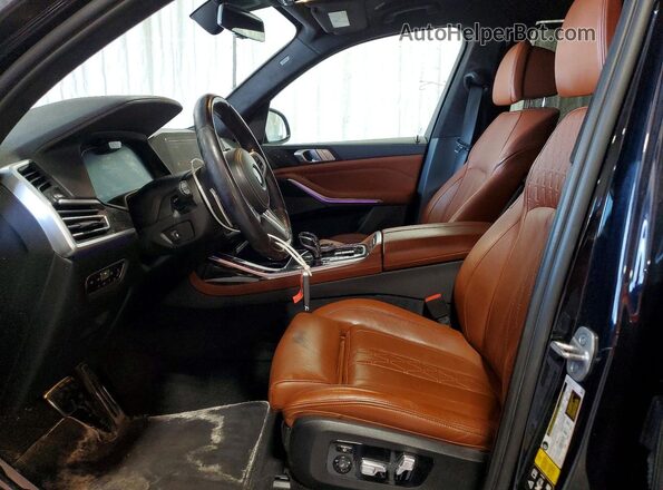 5UXCX6C01N9L67322 2022 BMW X7 Black Սալոնի դիմացի տեսք
