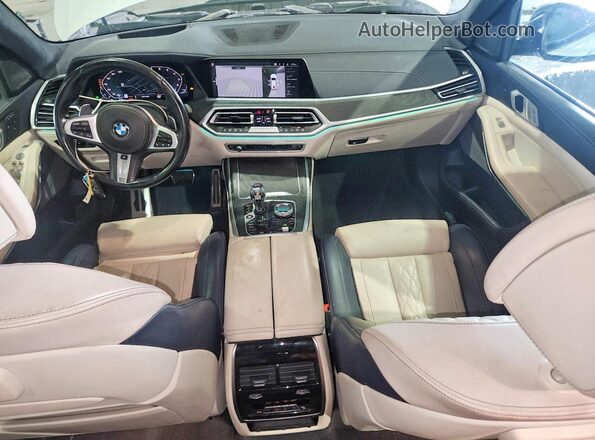 5UXCX6C02N9J96015 2022 BMW X7 White Vista del salpicadero