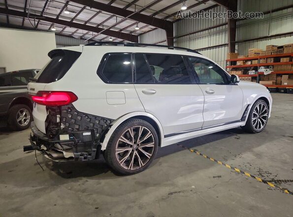 5UXCX6C02N9J96015 2022 BMW X7 White Trasero derecho