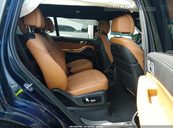 5UXCX6C0XN9J40341 2022 BMW X7 Blue Вид наклейки з VIN-кодом