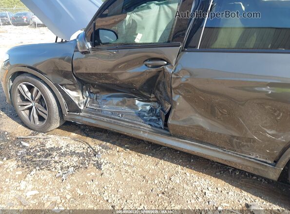 5UXCX6C0XN9L50647 2022 BMW X7 Gray Вид спереду