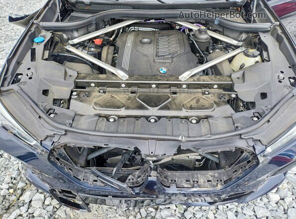 5UXCY6C00N9L56406 2022 BMW X6 Blue Widok wnętrza z tyłu