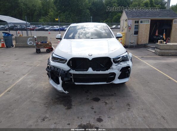 5UXCY6C03M9E61989 2021 BMW X6 White Вид спереду