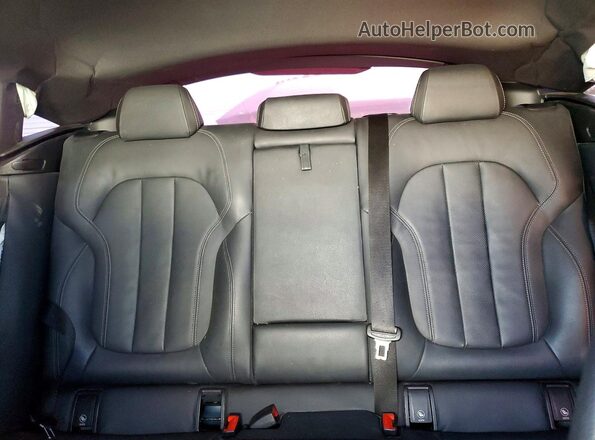 5UXCY6C07N9K62314 2022 BMW X6 White Вид задніх сидінь