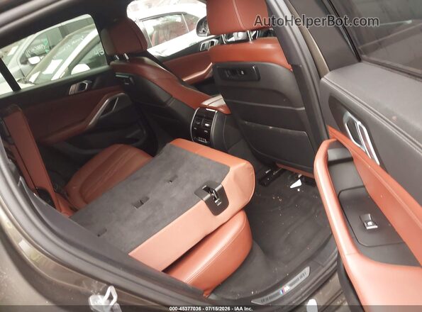 5UXCY6C07P9N47002 2023 BMW X6 Green Вид задніх сидінь