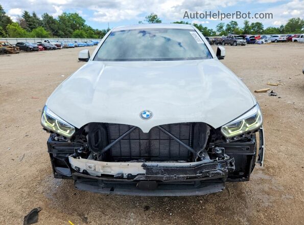5UXCY6C0XM9E28374 2021 BMW X6 White Front view