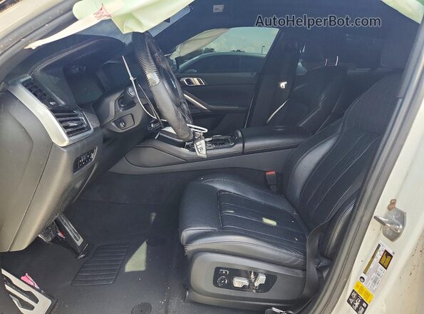 5UXCY8C02N9K45397 2022 BMW X6 Black წინა სალონის ხედი
