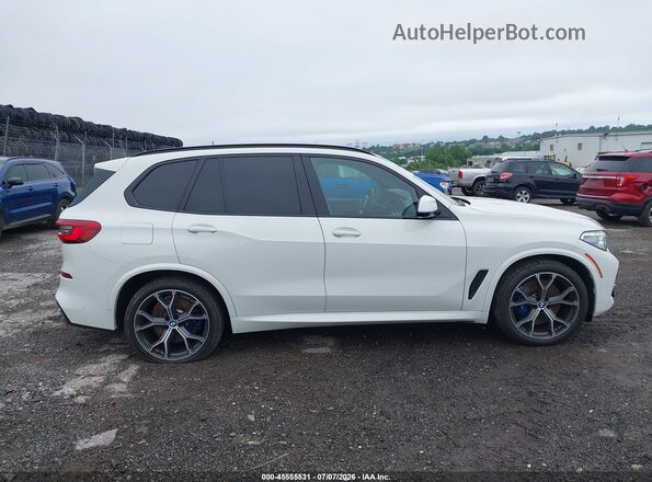 5UXJU2C55KLN66327 2019 BMW X5 White Widok wnętrza z tyłu