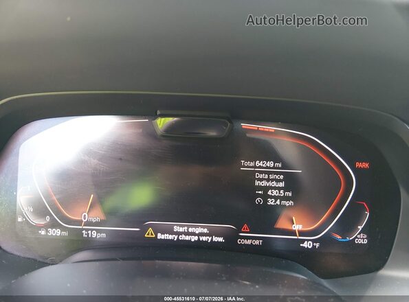 5UXJU2C57KLB15497 2019 BMW X5 Black Widok tylnych siedzeń