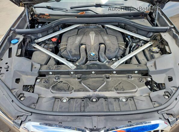 5UXJU2C57KLN67608 2019 BMW X5 Black Vista del compartimento del motor