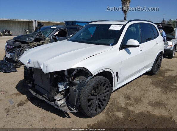 5UXJU4C05P9P04551 2023 BMW X5 White წინა მარცხენა ხედი სამი მეოთხედიდან