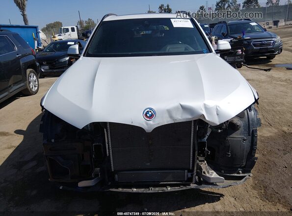 5UXJU4C05P9P04551 2023 BMW X5 White უკანა სალონის ხედი