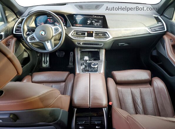 5UXJU4C09P9P95713 2023 BMW X5 Black Vista del salpicadero
