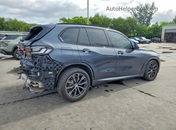 5UXJU4C0XM9D96162 2021 BMW X5 Gray Rear right