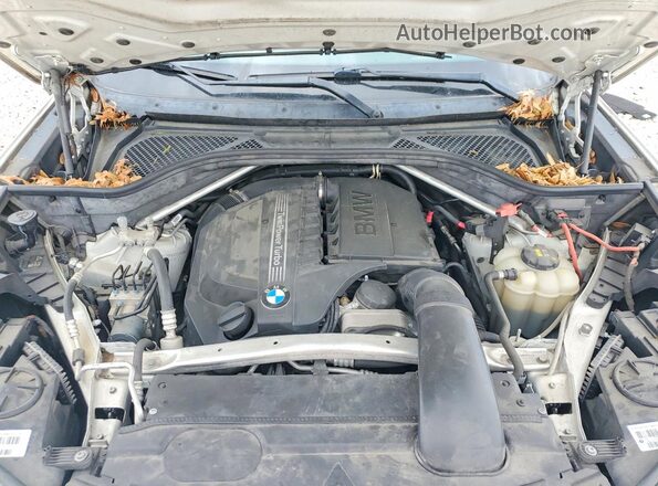 5UXKR0C30H0V77366 2017 BMW X5 Белый Вид подкапотного пространства