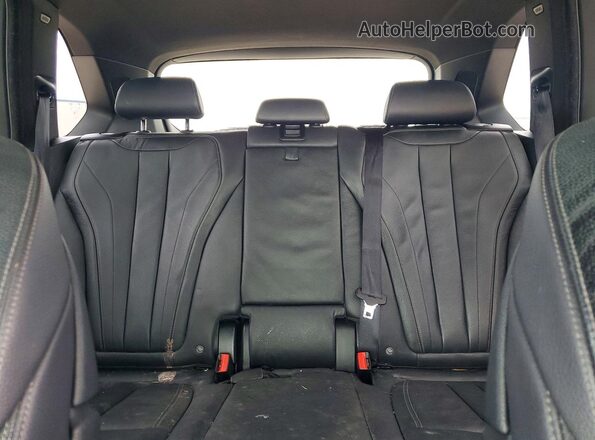 5UXKR0C30H0V77366 2017 BMW X5 Белый Вид задних сидений