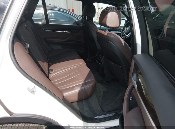 5UXKR0C34H0V83977 2017 BMW X5 White Вид наклейки з VIN-кодом