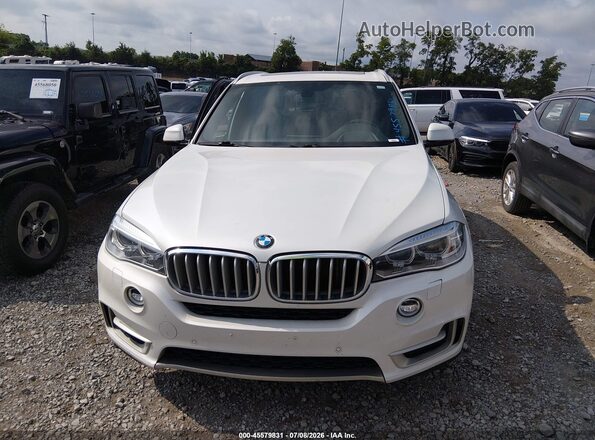5UXKR0C34H0V83977 2017 BMW X5 White Вид щитка приладів