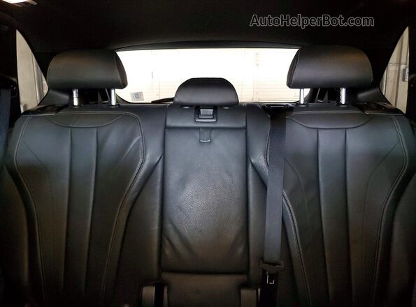 5UXKR0C36H0V80966 2017 BMW X5 Black Vista de los asientos traseros