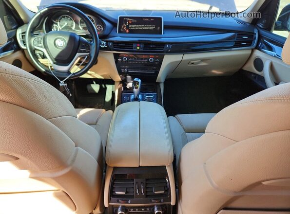5UXKR0C52G0P29227 2016 BMW X5 Blue Widok deski rozdzielczej