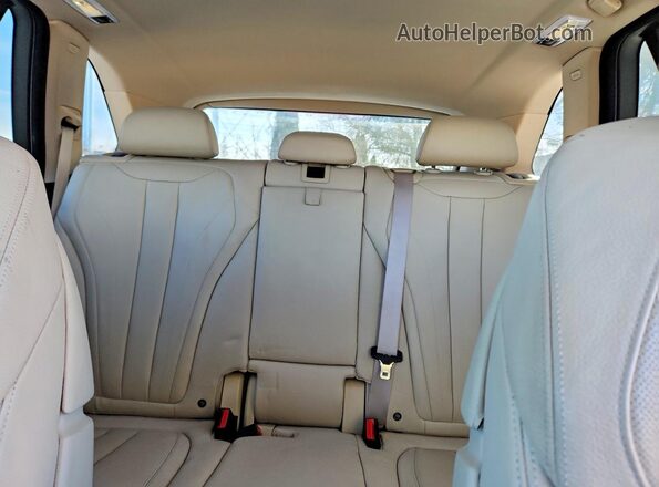 5UXKR0C52G0P29227 2016 BMW X5 Blue Widok tylnych siedzeń