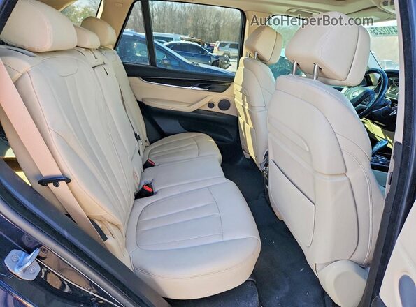 5UXKR0C52G0P29227 2016 BMW X5 Blue Widok wnętrza z tyłu