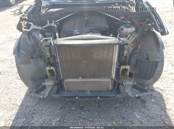 5UXKR0C52H0V49652 2017 BMW X5 Gray Rear view