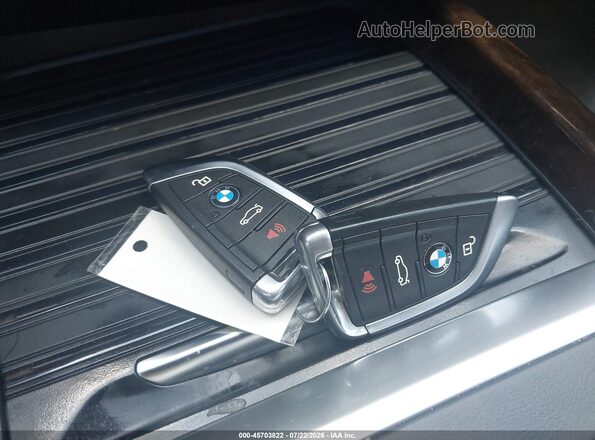 5UXKR0C53J0Y00751 2018 BMW X5 White Առջևի վահանակի տեսք