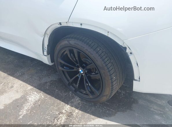 5UXKR0C53J0Y00751 2018 BMW X5 White 