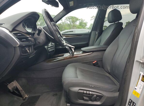 5UXKR0C55H0V64937 2017 BMW X5 Silver Vista interior delantera