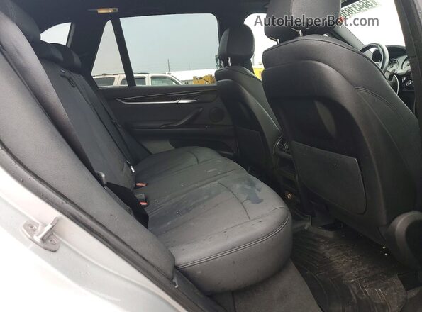 5UXKR0C55H0V64937 2017 BMW X5 Silver Vista interior trasera