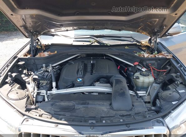 5UXKR0C55J0X92166 2018 BMW X5 Silver Հետևի տեսք